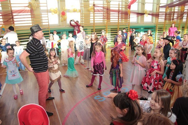 Ball karnawałowy w SP nr 2 [06.02.2015] - zdjęcie #54 - eOstroleka.pl