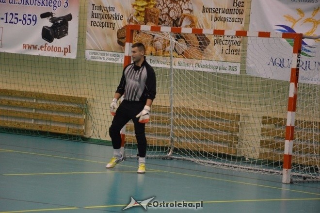 Nocna Liga Futsalu - 8. kolejka [06.02.2015] - zdjęcie #17 - eOstroleka.pl