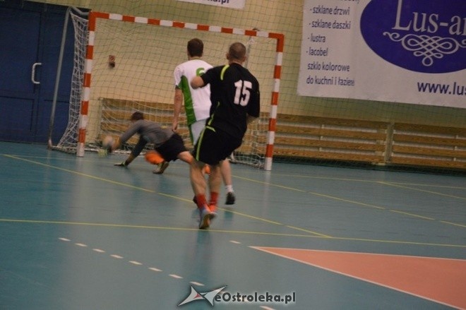 Nocna Liga Futsalu - 8. kolejka [06.02.2015] - zdjęcie #7 - eOstroleka.pl