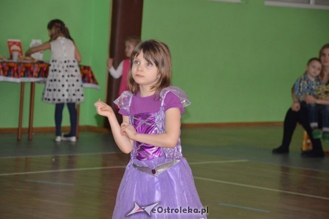 Zabawa choinkowa dla dzieci z os. Traugutta, Parkowe, Witosa [07.02.2015] - zdjęcie #60 - eOstroleka.pl