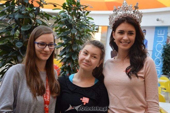 Dzień Dawcy Szpiku z Miss Polski w Galerii Bursztynowej [07.02.2015] - zdjęcie #10 - eOstroleka.pl