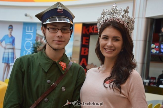 Dzień Dawcy Szpiku z Miss Polski w Galerii Bursztynowej [07.02.2015] - zdjęcie #4 - eOstroleka.pl