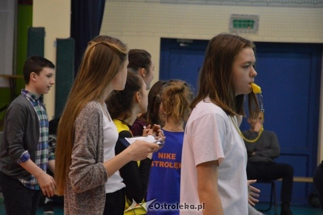 Turniej minisiatkówki dziewcząt [07.02.2015] - zdjęcie #41 - eOstroleka.pl