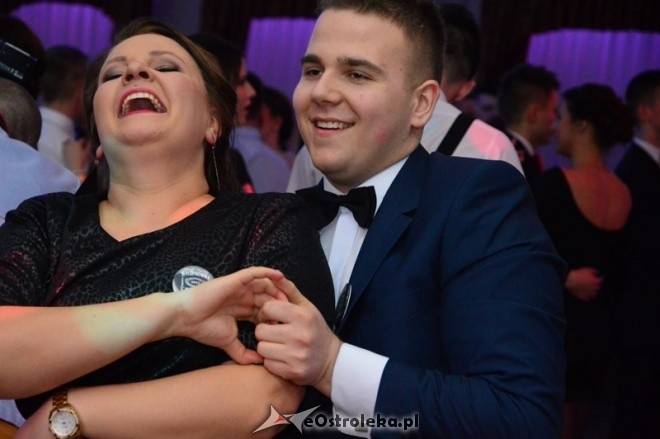 Studniówka ZSZ nr 4 w Ostrołęce [07.02.2015] - zdjęcie #71 - eOstroleka.pl