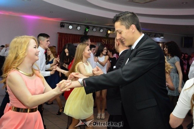 Studniówka ZSZ nr 4 w Ostrołęce [07.02.2015] - zdjęcie #72 - eOstroleka.pl
