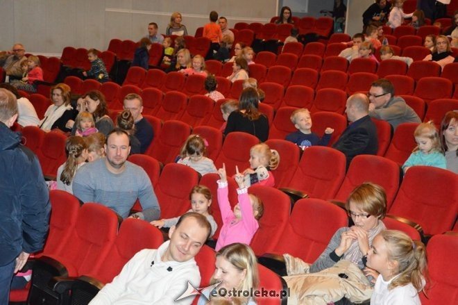 Spektakl teatralny Awanturka z Leśnego Podwórka [08.02.2015] - zdjęcie #1 - eOstroleka.pl