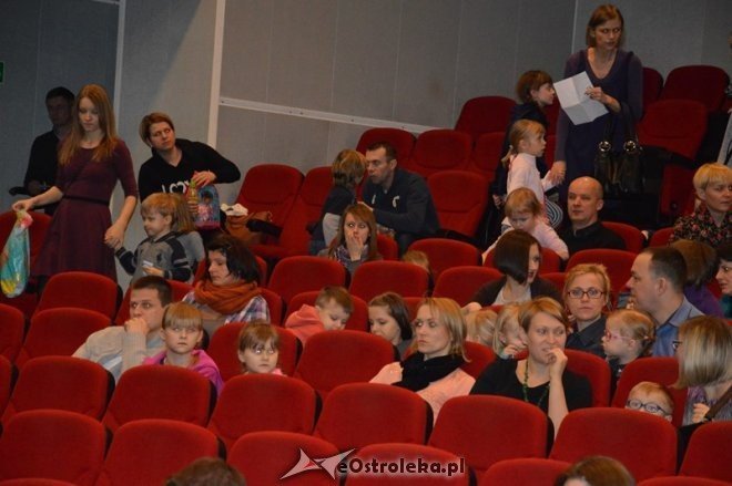 Spektakl teatralny Awanturka z Leśnego Podwórka [08.02.2015] - zdjęcie #3 - eOstroleka.pl