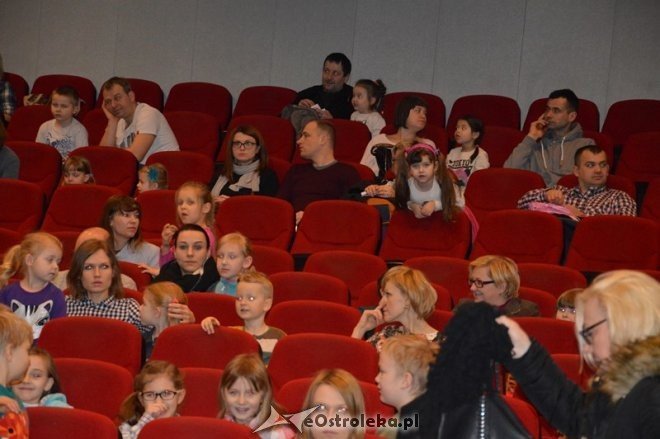 Spektakl teatralny Awanturka z Leśnego Podwórka [08.02.2015] - zdjęcie #37 - eOstroleka.pl