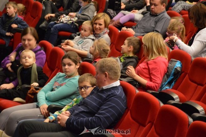 Spektakl teatralny Awanturka z Leśnego Podwórka [08.02.2015] - zdjęcie #11 - eOstroleka.pl