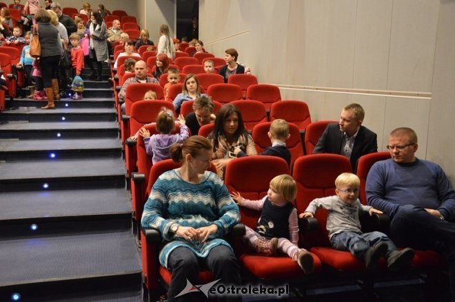 Spektakl teatralny Awanturka z Leśnego Podwórka [08.02.2015] - zdjęcie #18 - eOstroleka.pl