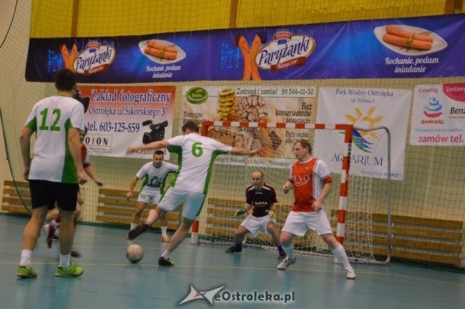Nocna Liga Futsalu - 9. kolejka [08.02.2015] - zdjęcie #10 - eOstroleka.pl