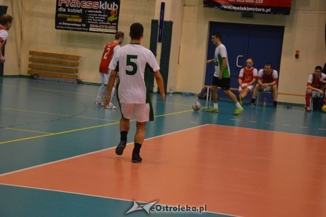 Nocna Liga Futsalu - 9. kolejka [08.02.2015] - zdjęcie #18 - eOstroleka.pl