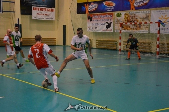Nocna Liga Futsalu - 9. kolejka [08.02.2015] - zdjęcie #8 - eOstroleka.pl