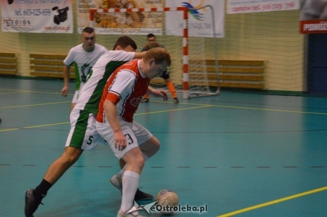 Nocna Liga Futsalu - 9. kolejka [08.02.2015] - zdjęcie #6 - eOstroleka.pl