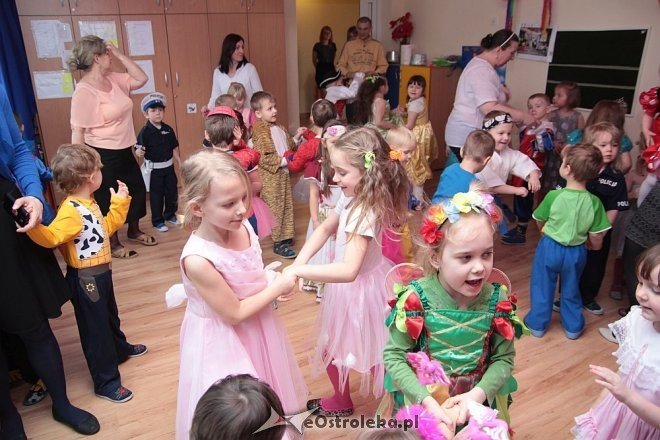 Ostrołęka: Zabawa choinkowa w Przedszkolu Miejskim nr 5 [10.02.2015] - zdjęcie #59 - eOstroleka.pl