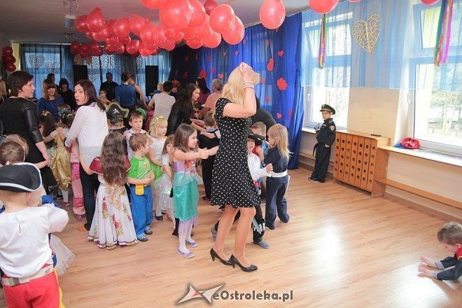 Ostrołęka: Zabawa choinkowa w Przedszkolu Miejskim nr 5 [10.02.2015] - zdjęcie #32 - eOstroleka.pl