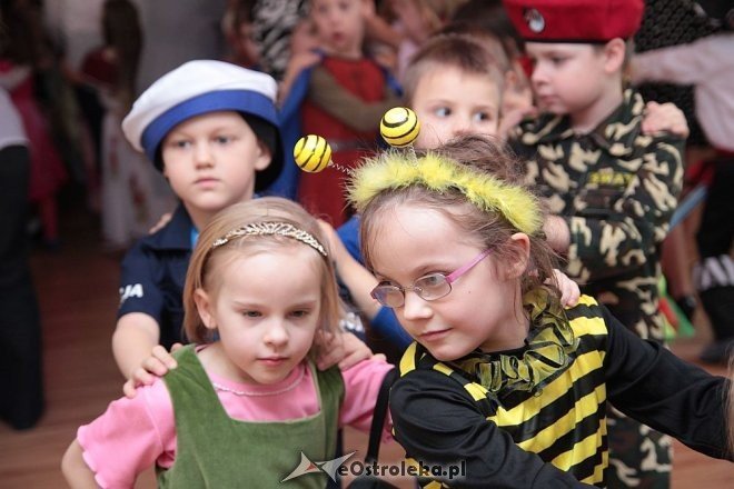 Ostrołęka: Zabawa choinkowa w Przedszkolu Miejskim nr 5 [10.02.2015] - zdjęcie #23 - eOstroleka.pl