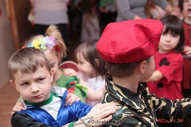 Ostrołęka: Zabawa choinkowa w Przedszkolu Miejskim nr 5 [10.02.2015] - zdjęcie #22 - eOstroleka.pl