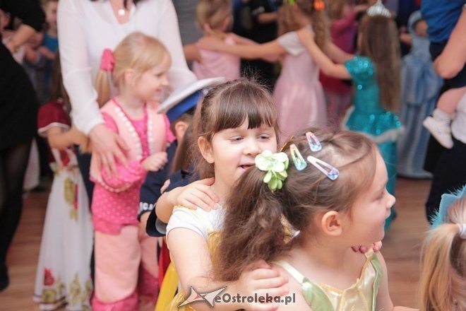 Ostrołęka: Zabawa choinkowa w Przedszkolu Miejskim nr 5 [10.02.2015] - zdjęcie #7 - eOstroleka.pl