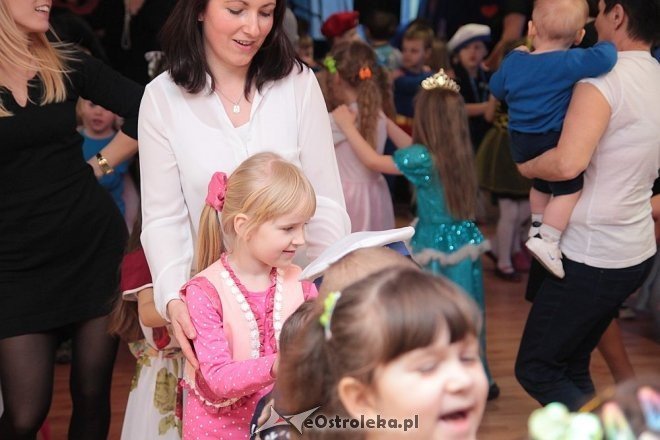 Ostrołęka: Zabawa choinkowa w Przedszkolu Miejskim nr 5 [10.02.2015] - zdjęcie #6 - eOstroleka.pl