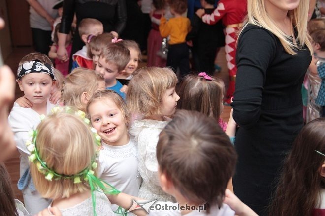 Ostrołęka: Zabawa choinkowa w Przedszkolu Miejskim nr 5 [10.02.2015] - zdjęcie #2 - eOstroleka.pl