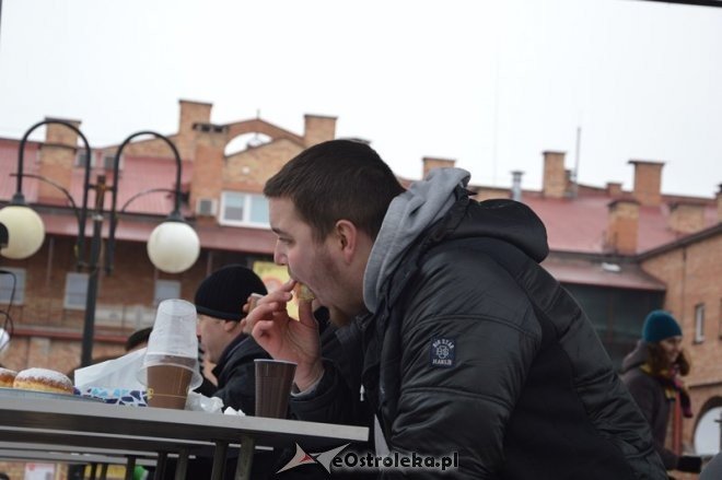 Mistrzostwa Ostrołeki w jedzeniu pączków [12.02.2015] - zdjęcie #45 - eOstroleka.pl