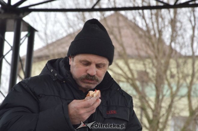 Mistrzostwa Ostrołeki w jedzeniu pączków [12.02.2015] - zdjęcie #21 - eOstroleka.pl