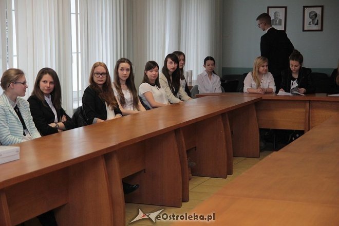 Ostrołęka: Lekcja samorządu z uczniami III LO [12.02.2015] - zdjęcie #23 - eOstroleka.pl