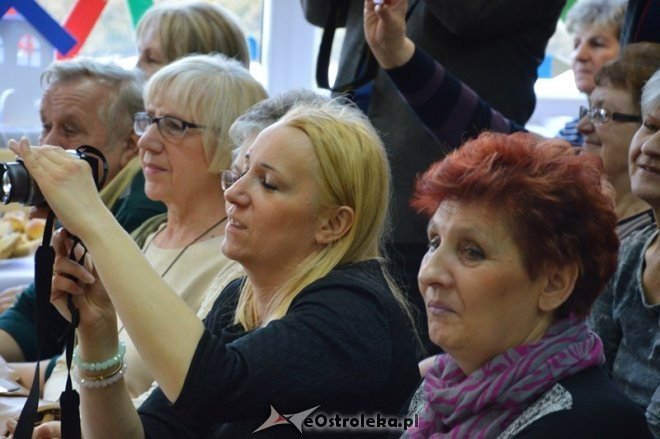 Dzień Babci i Dziadka w Przedszkolu Miejskim nr 9 [13.02.2015] - zdjęcie #31 - eOstroleka.pl
