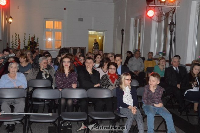 Koncert walentynkowy w Muzeum Kultury Kurpiowskiej [14.02.2015] - zdjęcie #1 - eOstroleka.pl