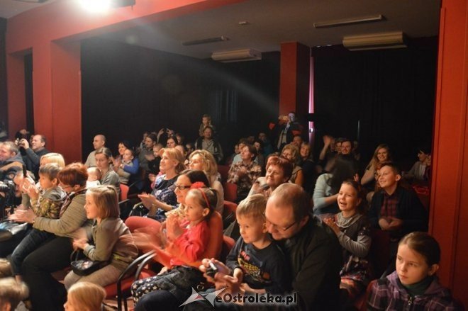 Dziecięcy Teatr Amatorski - Bajka kołowrotka [15.02.2015] - zdjęcie #10 - eOstroleka.pl