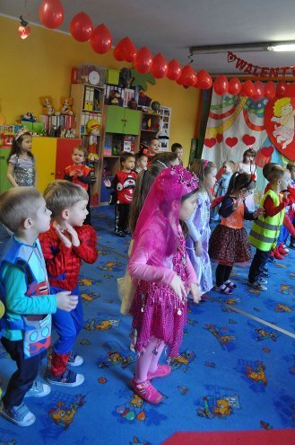 Walentynkowy bal karnawałowy w „Kangurku” [18.02.2015] - zdjęcie #3 - eOstroleka.pl