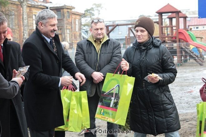 Ostrołęka: Klucze do mieszkań socjalnych przekazane [23.02.2015] - zdjęcie #47 - eOstroleka.pl