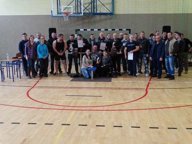 III Goworowskie Zawody w Wyciskaniu Sztangi Leżąc [24.02.2015] - zdjęcie #1 - eOstroleka.pl