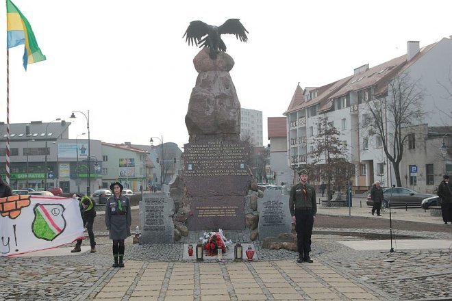 Miejskie obchody Narodowego Dnia Pamięci Żołnierzy Wyklętych [01.03.2015] - zdjęcie #5 - eOstroleka.pl