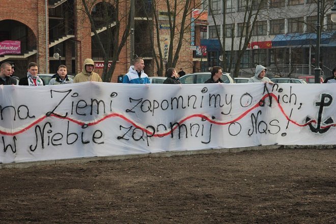 Miejskie obchody Narodowego Dnia Pamięci Żołnierzy Wyklętych [01.03.2015] - zdjęcie #8 - eOstroleka.pl