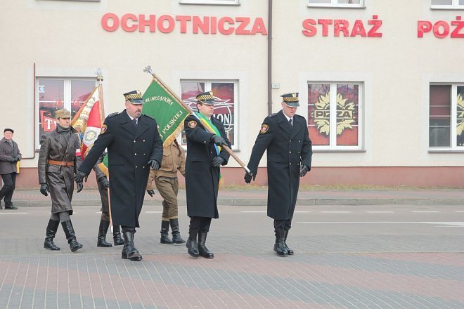 Miejskie obchody Narodowego Dnia Pamięci Żołnierzy Wyklętych [01.03.2015] - zdjęcie #13 - eOstroleka.pl