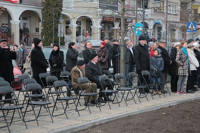 Miejskie obchody Narodowego Dnia Pamięci Żołnierzy Wyklętych [01.03.2015] - zdjęcie #19 - eOstroleka.pl