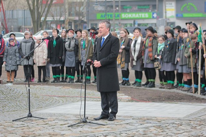 Miejskie obchody Narodowego Dnia Pamięci Żołnierzy Wyklętych [01.03.2015] - zdjęcie #84 - eOstroleka.pl