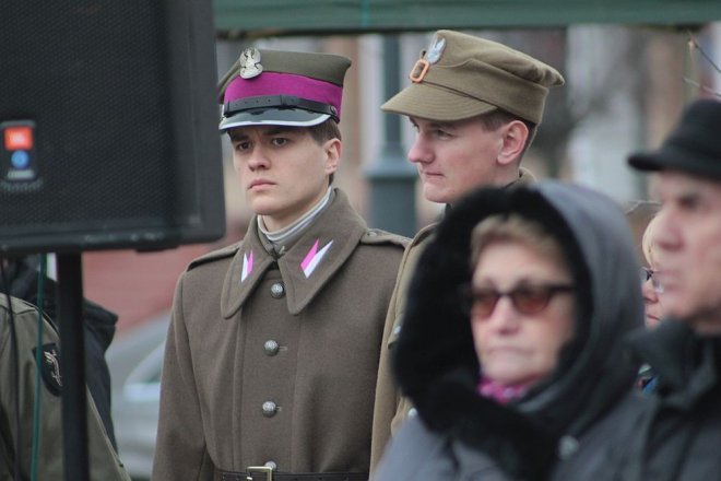 Miejskie obchody Narodowego Dnia Pamięci Żołnierzy Wyklętych [01.03.2015] - zdjęcie #90 - eOstroleka.pl