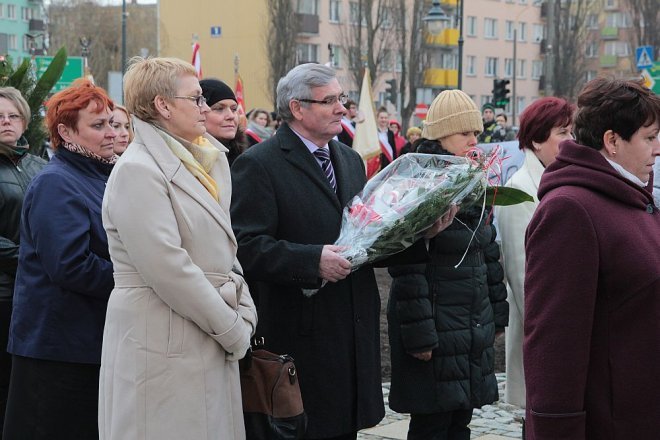 Miejskie obchody Narodowego Dnia Pamięci Żołnierzy Wyklętych [01.03.2015] - zdjęcie #143 - eOstroleka.pl