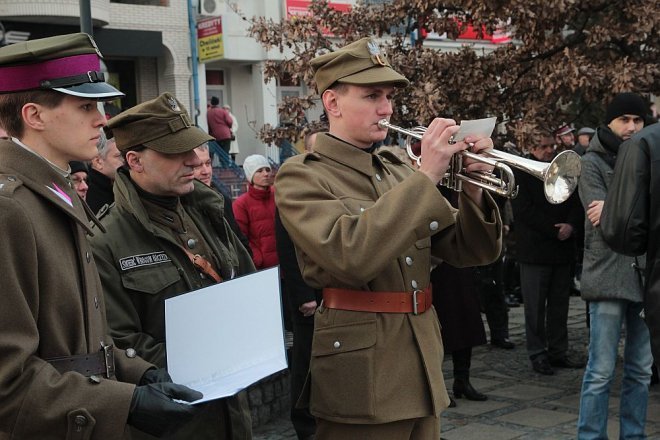 Miejskie obchody Narodowego Dnia Pamięci Żołnierzy Wyklętych [01.03.2015] - zdjęcie #163 - eOstroleka.pl