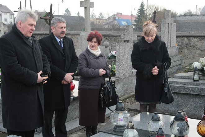Miejskie obchody Narodowego Dnia Pamięci Żołnierzy Wyklętych [01.03.2015] - zdjęcie #154 - eOstroleka.pl
