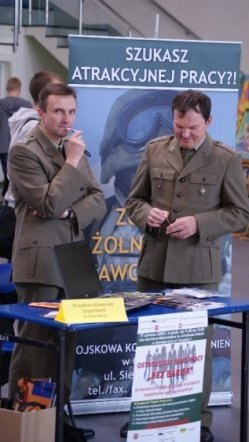 Ostrołęckie Targi Pracy Bez Barier (17.06.2009) - zdjęcie #22 - eOstroleka.pl