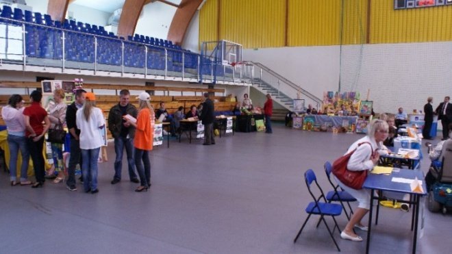 Ostrołęckie Targi Pracy Bez Barier (17.06.2009) - zdjęcie #13 - eOstroleka.pl