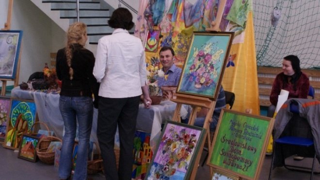 Ostrołęckie Targi Pracy Bez Barier (17.06.2009) - zdjęcie #8 - eOstroleka.pl