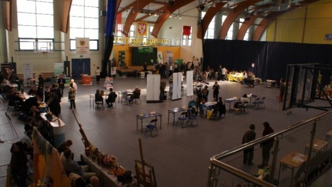 Ostrołęckie Targi Pracy Bez Barier (17.06.2009) - zdjęcie #2 - eOstroleka.pl