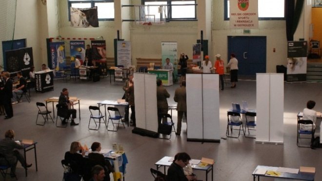 Ostrołęckie Targi Pracy Bez Barier (17.06.2009) - zdjęcie #1 - eOstroleka.pl