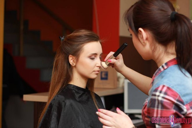 Modelka Roku Ostroleka Beauty 2015 – Etap 1 - Backstage - zdjęcie #1 - eOstroleka.pl