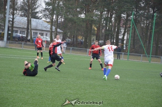 Narew Ostrołęka - MKS Ciechanów [07.03.2015] - zdjęcie #19 - eOstroleka.pl